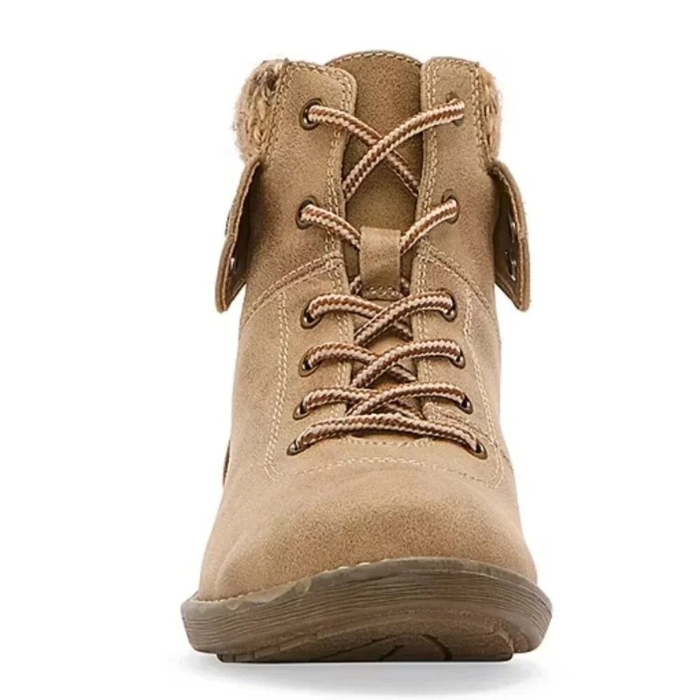 NiB St. John's Bay Womens Shae Block Heel Hiking Boots Tan Size 7.5 M $65 RY1363 - Picture 3 of 4